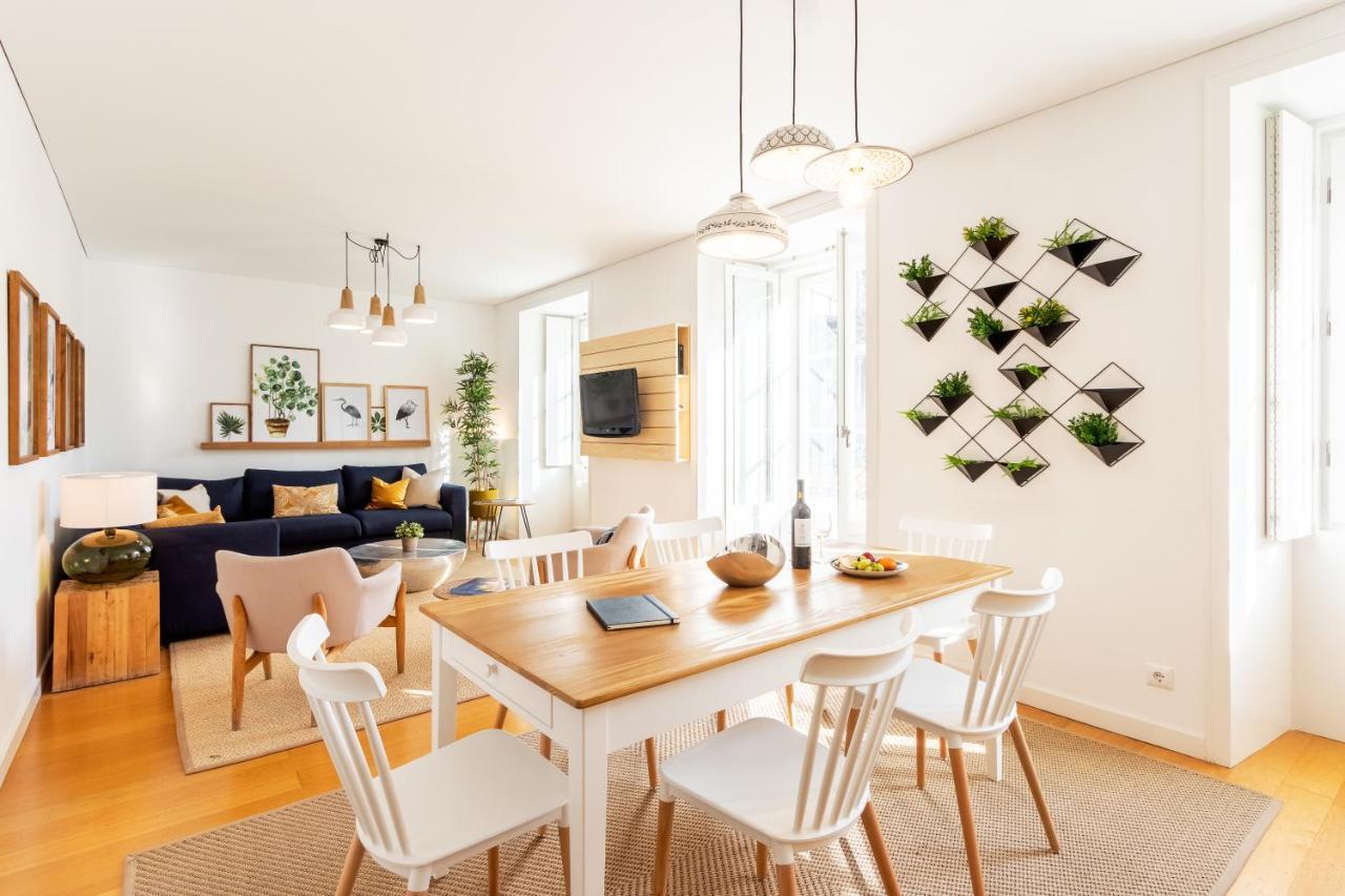 Joivy Chiado Self Check-In 2-Br Flat With Parking Apartment Lisabona Exterior foto